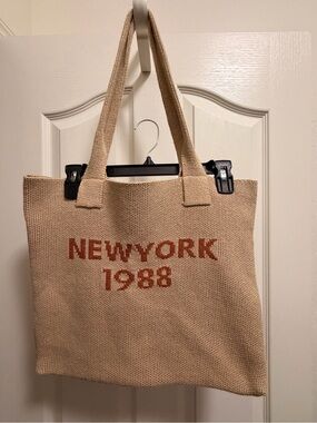 Vintage New York 1988 Letter Graphic Knit Crochet Tote Bag Neutral Tan
